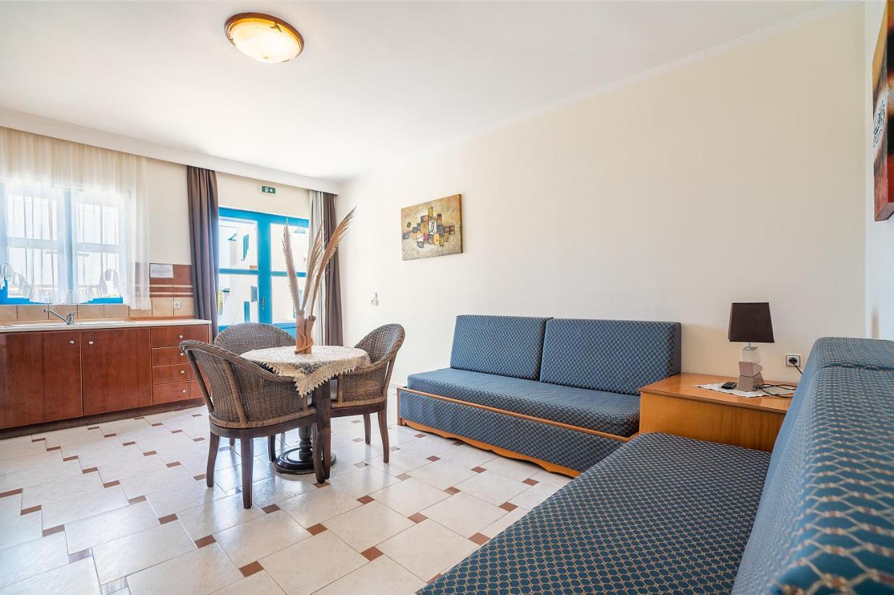 Livadia Beach Suite Luaran gambar